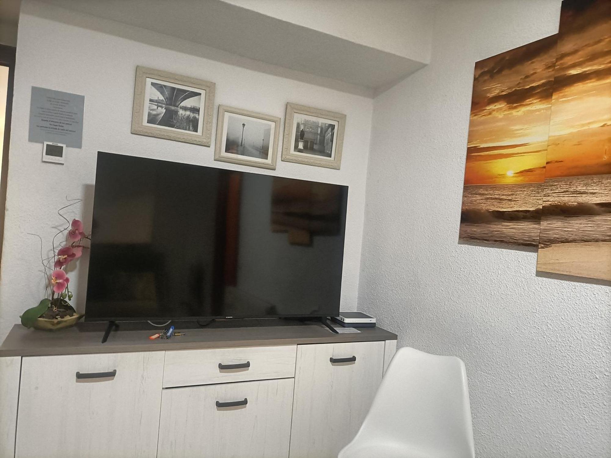Apartamento Espacioso Frente Al Corte Ingles Con Plaza De Garaje Gratis - Vu75 Salamanca Eksteriør bilde