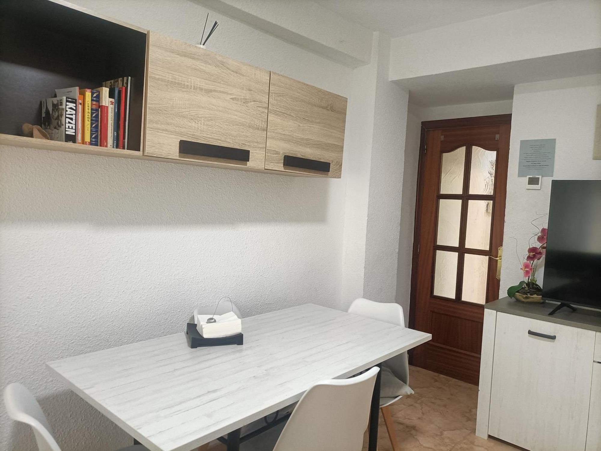 Apartamento Espacioso Frente Al Corte Ingles Con Plaza De Garaje Gratis - Vu75 Salamanca Eksteriør bilde
